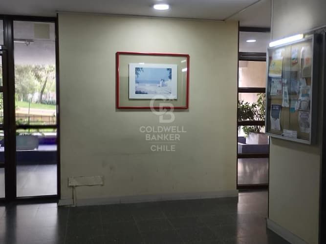 Depto con amplia vista y seguridad 24/7.