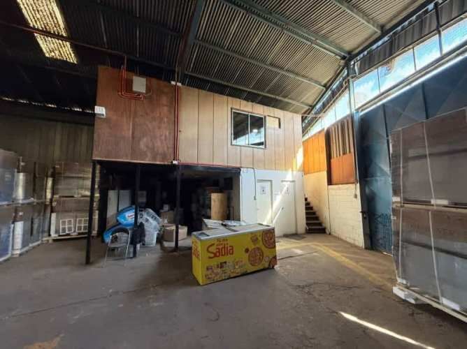 ARRIENDO BODEGA 1.000 MT2 BELLOTO QUILPUE