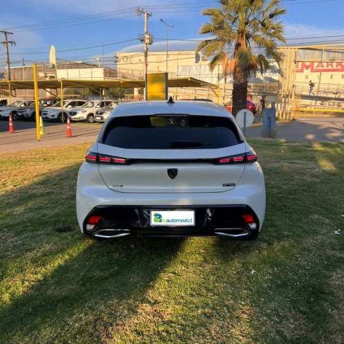 Peugeot 308 Allure Puretech - Año 2022