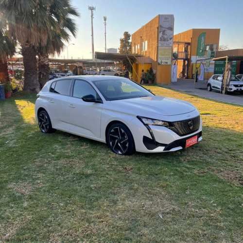 Peugeot 308 Allure Puretech - Año 2022