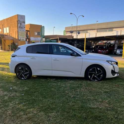 Peugeot 308 Allure Puretech - Año 2022