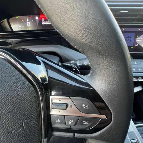 Peugeot 308 Allure Puretech - Año 2022