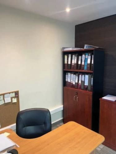 VENTA DE OFICINA / 2 ESTACIONAMIENTOS / 1 BODEGA