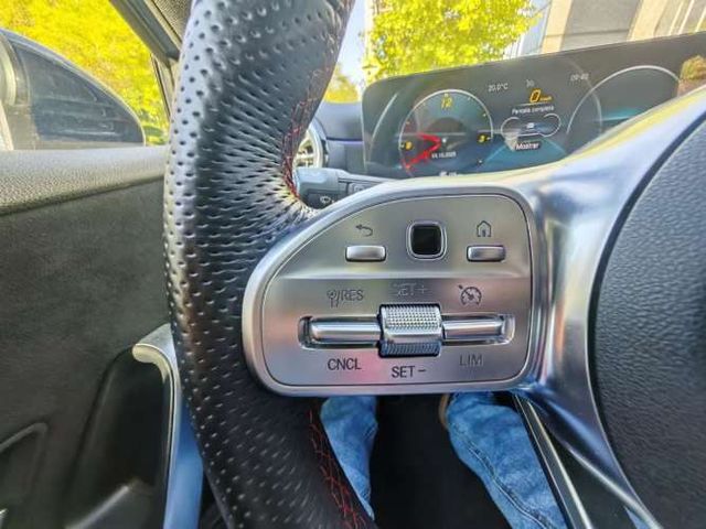 MERCEDES-BENZ A200 1.3 AMG LINE 2022