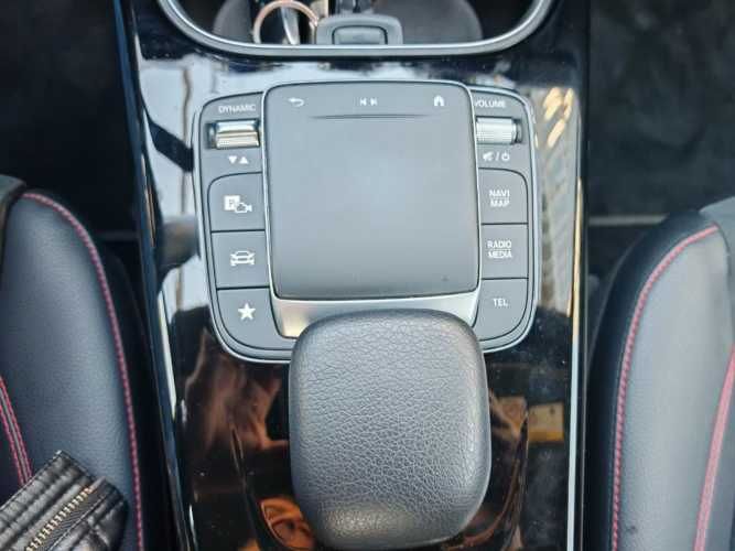 MERCEDES-BENZ A200 1.3 AMG LINE 2022