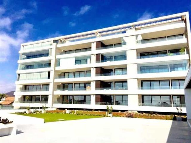 DEPARTAMENTO Pintor Ernesto Molina con Alberto Arenas