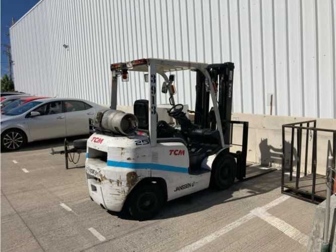 Arriendo bodega de 484 m2 en Parque Industrial, Pudahuel.