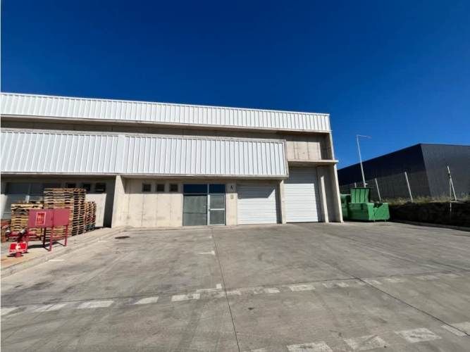 Arriendo bodega de 484 m2 en Parque Industrial, Pudahuel.