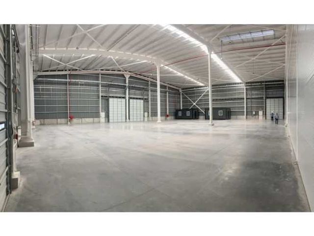 Arriendo bodega nueva de 1.200 m2 sector Enea, Pudahuel.