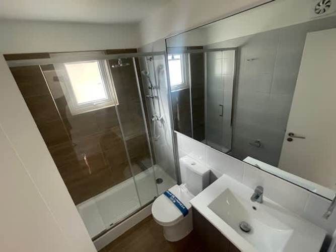 ARRIENDA NUEVA CASA 2 PISOS TALCA