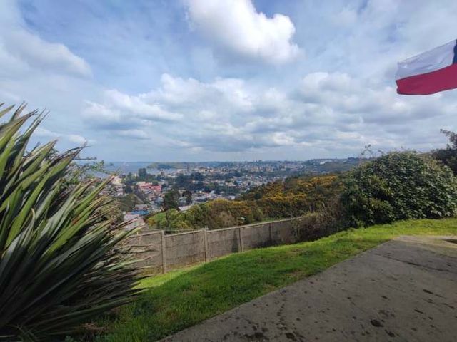 VENDO TERRENO HERMOSA VISTA BAHIA PTO MONTT