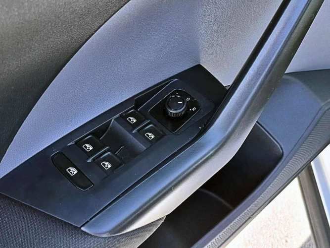 VOLKSWAGEN T-CROSS 2022