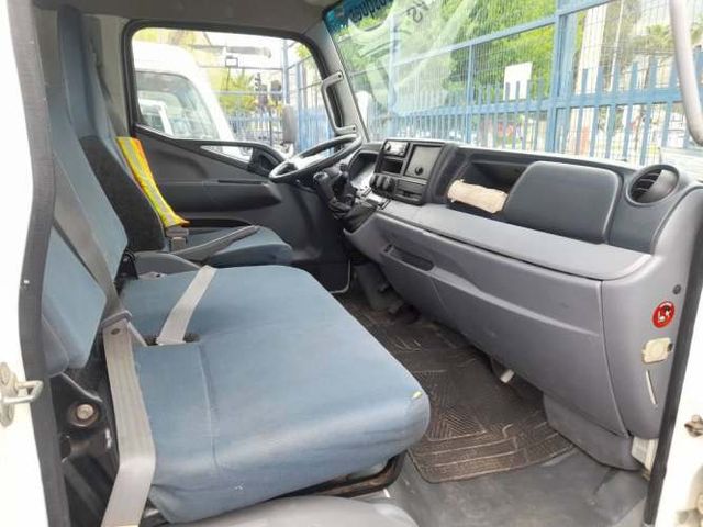 Mitsubishi fuso canter 815 2017