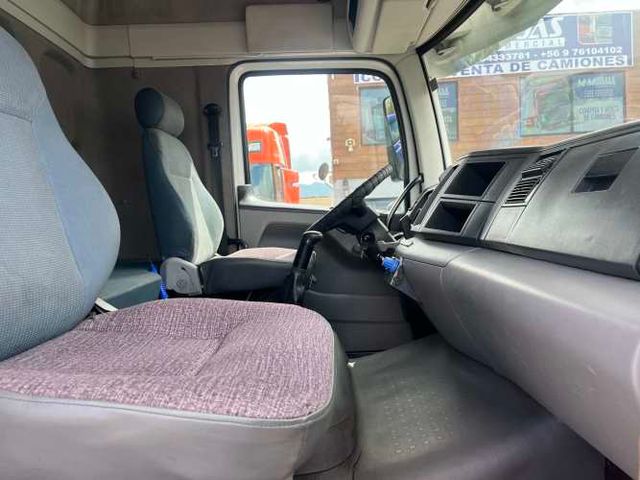 2009 Volkswagen Constellation 19320