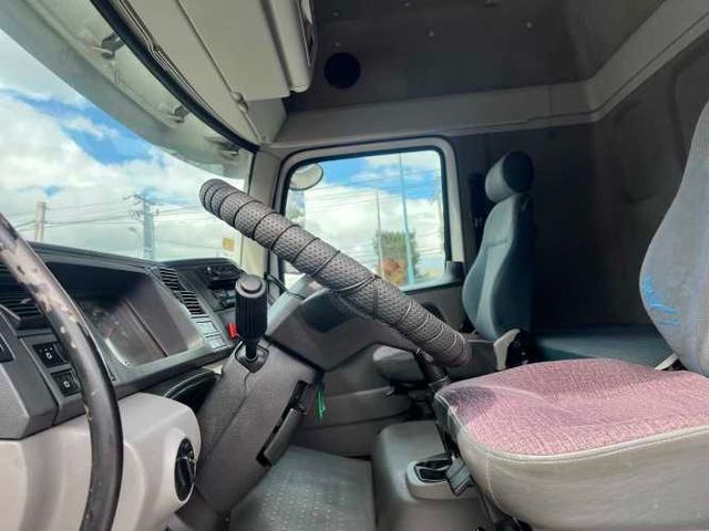 2009 Volkswagen Constellation 19320