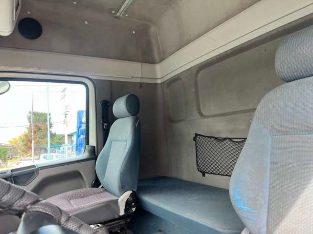 2009 Volkswagen Constellation 19320