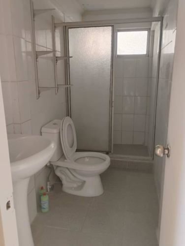 Hermosa y amplia casa en Las Compañias