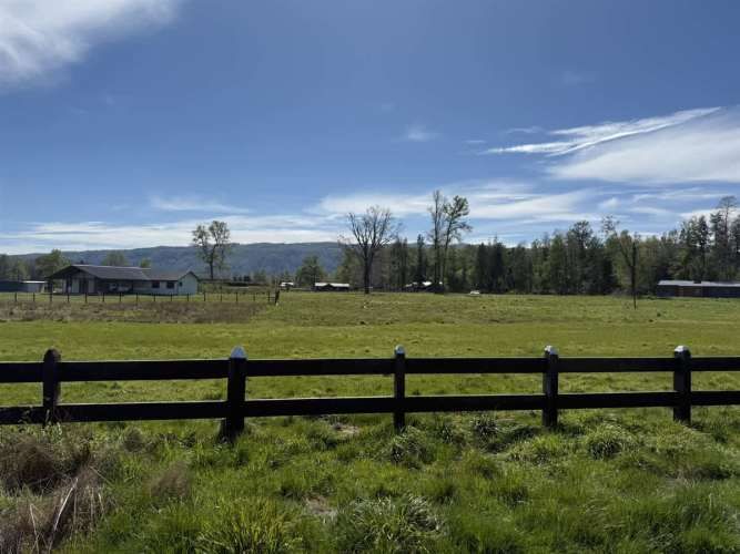 PARCELA Camino Villarrica-Freire Km.5,3 Sector Chucauco