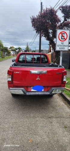 Camioneta Mitsubishi