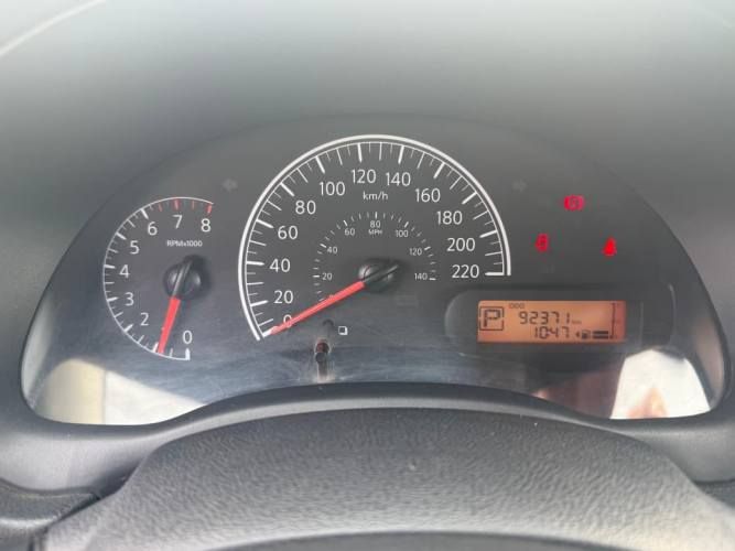 Nissan Versa sence 2015 automático