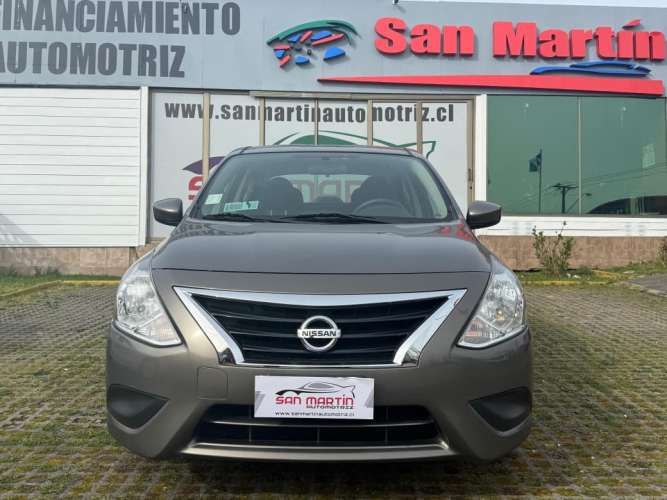 Nissan Versa sence 2015 automático