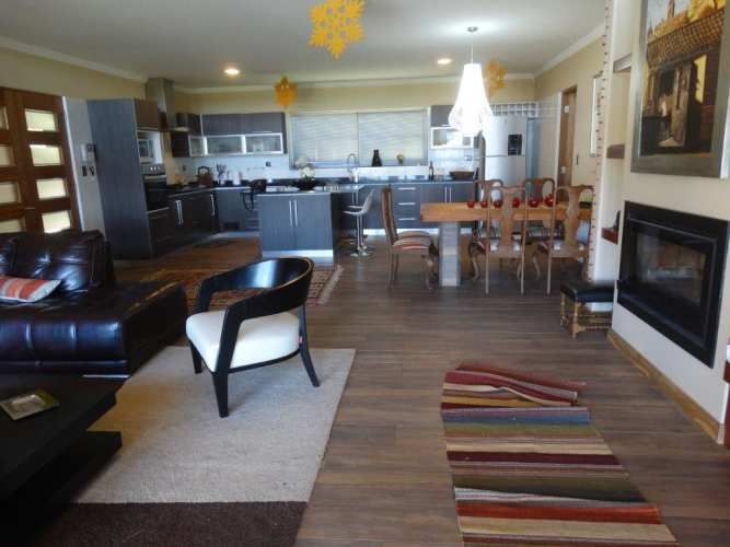 A SOLO 1 HORA DE SANTIAGO ESPECTACULAR CASA CAMPO