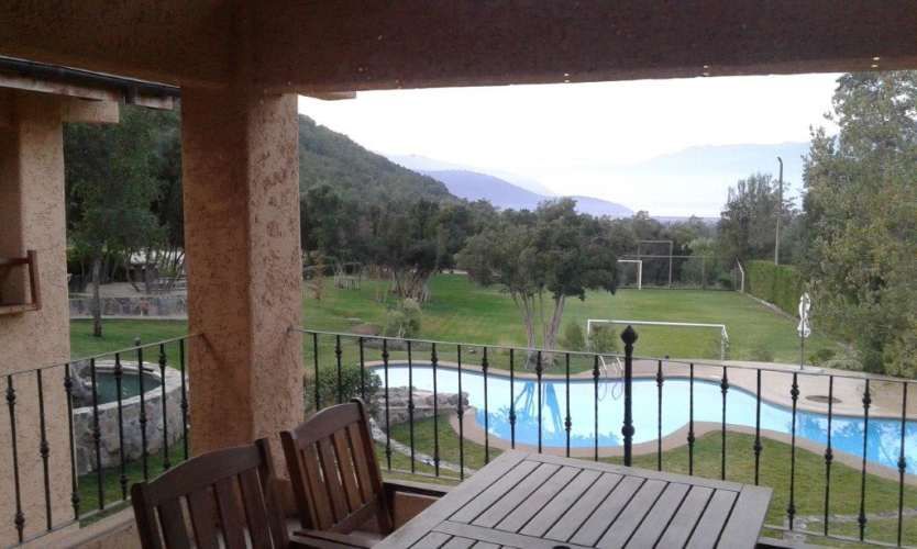 A SOLO 1 HORA DE SANTIAGO ESPECTACULAR CASA CAMPO