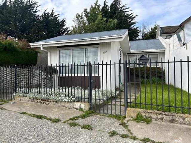 VENDO CASA SECTOR SUR MIRAFLORES