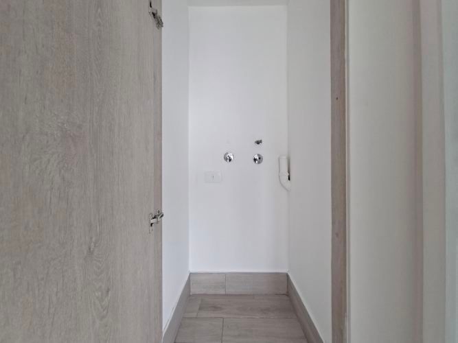 Av. Américo Vespucio (1 Est /1 Bod) [361-1]