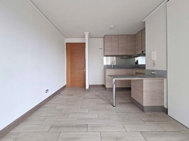 Av. Américo Vespucio (1 Est /1 Bod) [361-1]