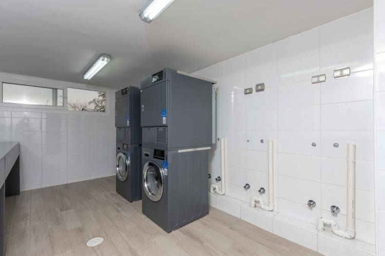 Av. Américo Vespucio (1 Est /1 Bod) [361-1]