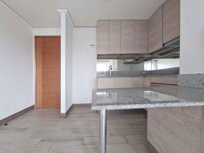 Av. Américo Vespucio (1 Est /1 Bod) [361-1]