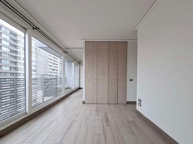 Av. Américo Vespucio (1 Est /1 Bod) [361-1]