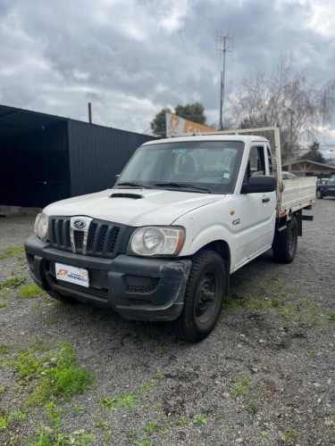 MAHINDRA PICK UP.
