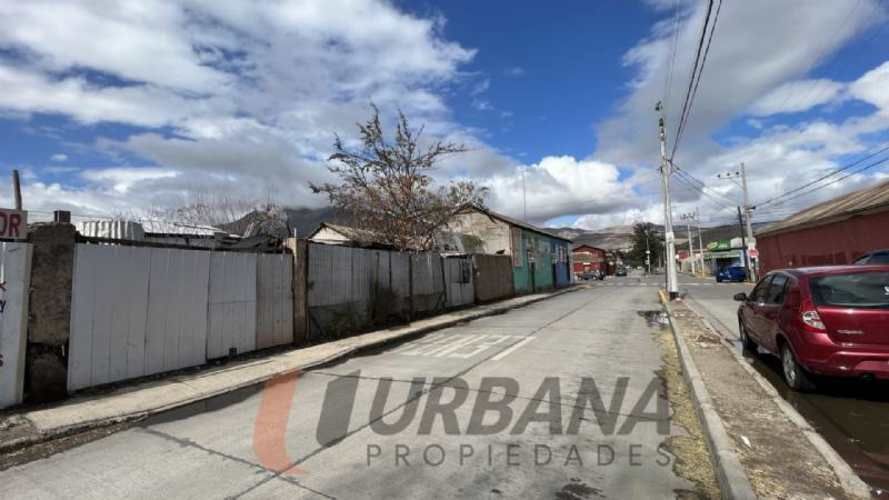 Sitio OPORTUNIDAD EN VICUÑA: ESTRATÉGICO TERRENO URBANO !