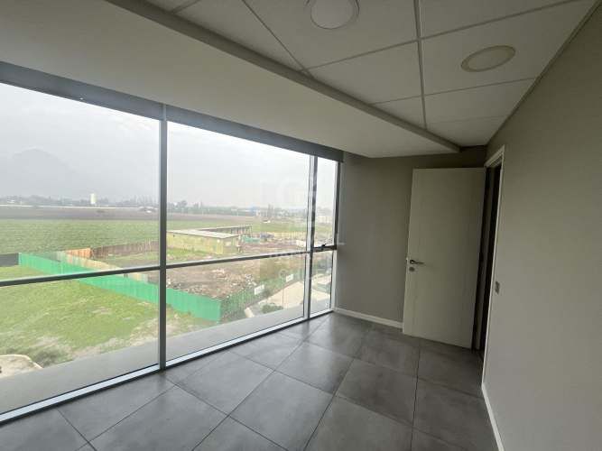 Oficina habilitada en Puertas de Chicureo