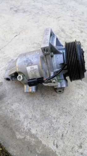 Compresor aire Acc Nissan new versa
