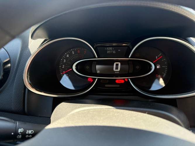 Renault CLIO IV HB EXPRESSION 0.9T