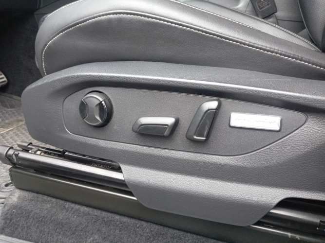 VOLKSWAGEN AMAROK V6 2023