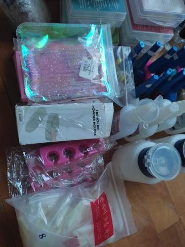 VENDO KIT COMPLETO DE MANICURE PROFESIONAL PRECIO CONVERSABLE