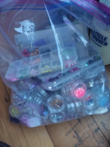 VENDO KIT COMPLETO DE MANICURE PROFESIONAL PRECIO CONVERSABLE