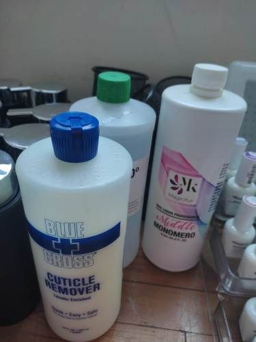 VENDO KIT COMPLETO DE MANICURE PROFESIONAL PRECIO CONVERSABLE