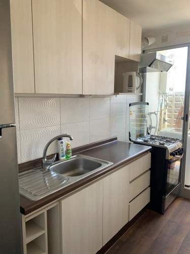 Dpto. amoblado sector Sur Barrio Universitario 3D, 1B, Estac., Bod, GC incl.