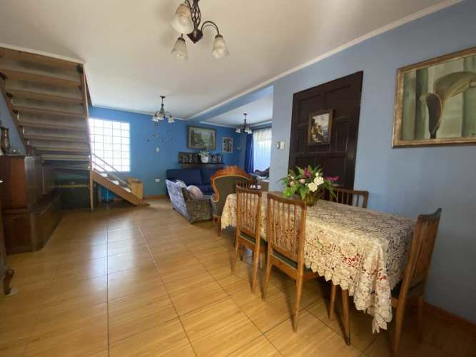 amplia casa (122419)