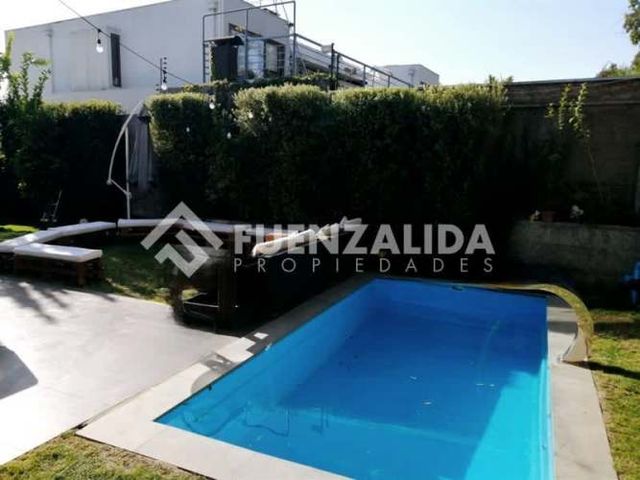 CASA Valenzuela Puelma, La reina Alta, Santiago RM