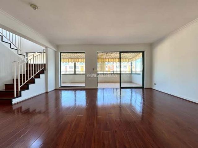VENTA DUPLEX REMODELADO 4D 3B VISTA LA MAR INCREIBLE