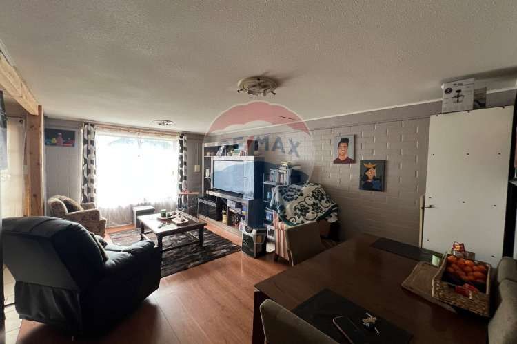 Casa de 2 pisos, 112m2, 5d/2b