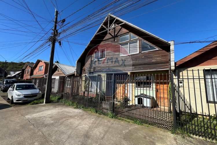 Casa de 2 pisos, 112m2, 5d/2b