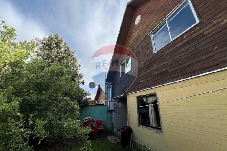 Casa de 2 pisos, 112m2, 5d/2b