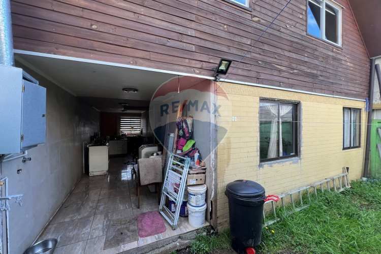 Casa de 2 pisos, 112m2, 5d/2b